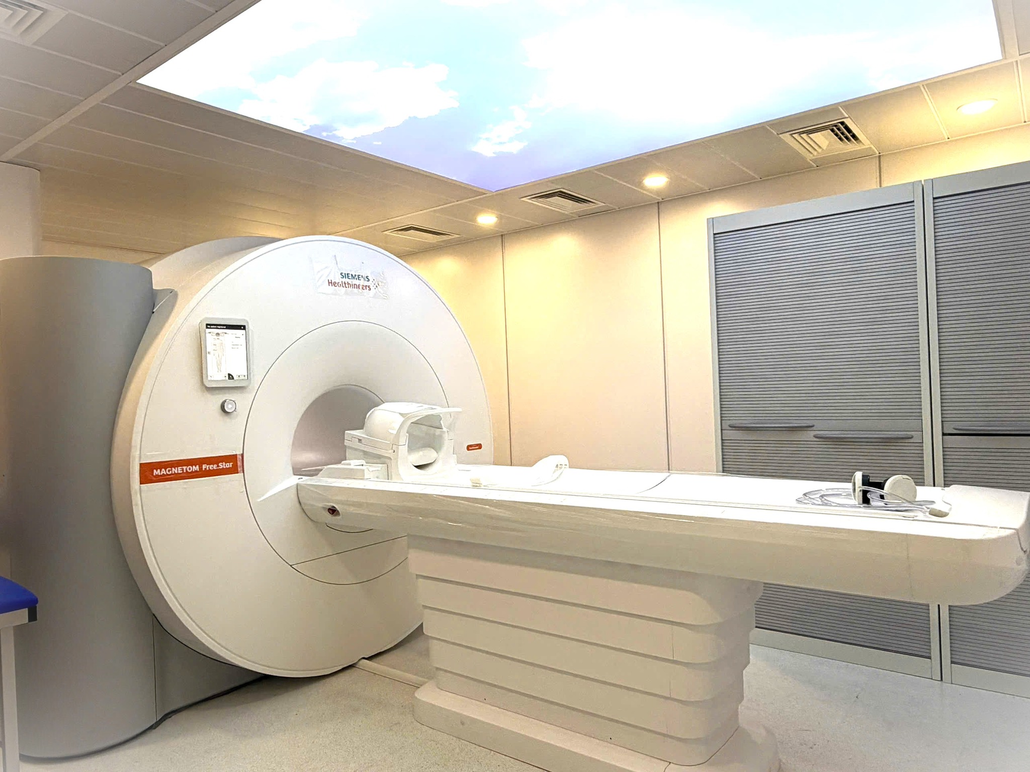 BỆNH VIỆN ĐA KHOA KHU VỰC CẨM PHẢ ĐẨY MẠNH HIỆN ĐẠI HÓA, LIÊN TỤC ĐƯA TRANG THIẾT BỊ Y TẾ THẾ HỆ MỚI VÀO HOẠT ĐỘNG