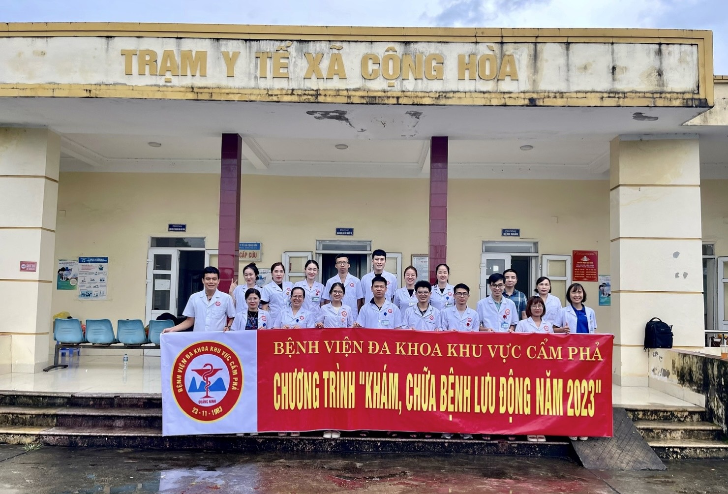 Bệnh viện ĐKKV Cẩm Phả khám chữa bệnh lưu động tại xã Dương Huy - Cộng Hòa, TP Cẩm Phả.